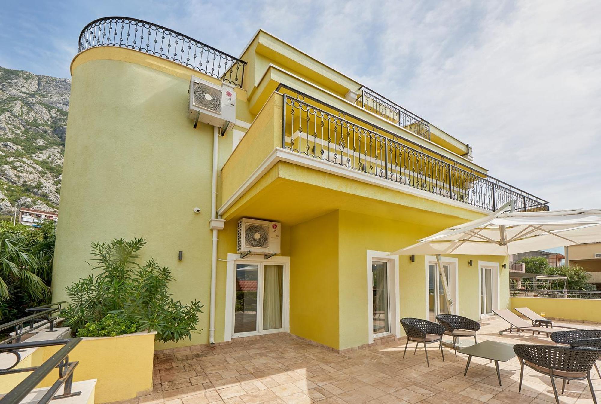 2Montenegro Mimoza Apartments Доброта Екстериор снимка